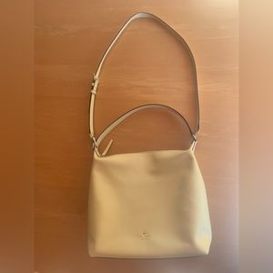kate spade New York Yellow Large
Shoulder/Crossbody